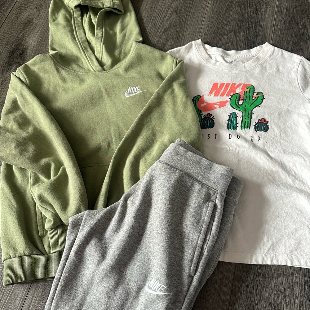 Nike outfit youth